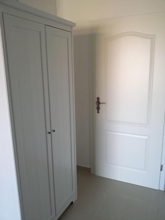 Apartments Lucija Брела Екстериор снимка