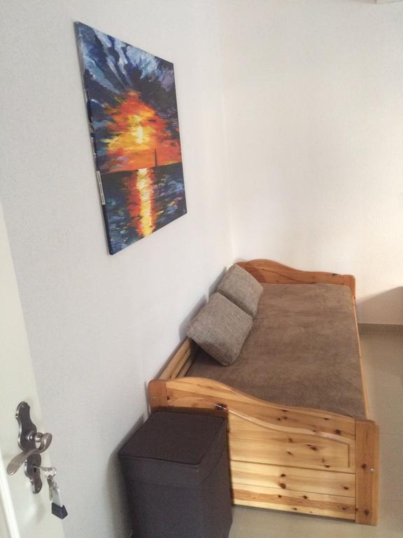 Apartments Lucija Брела Стая снимка