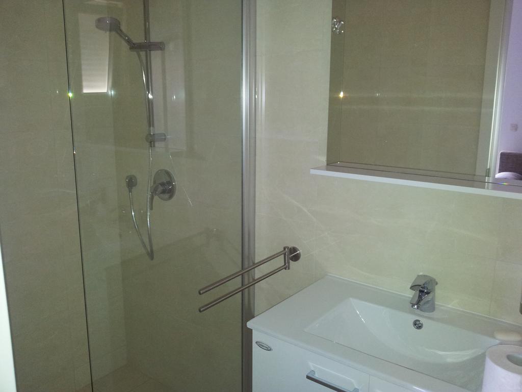 Apartments Lucija Брела Стая снимка